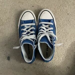 Royal blue converse